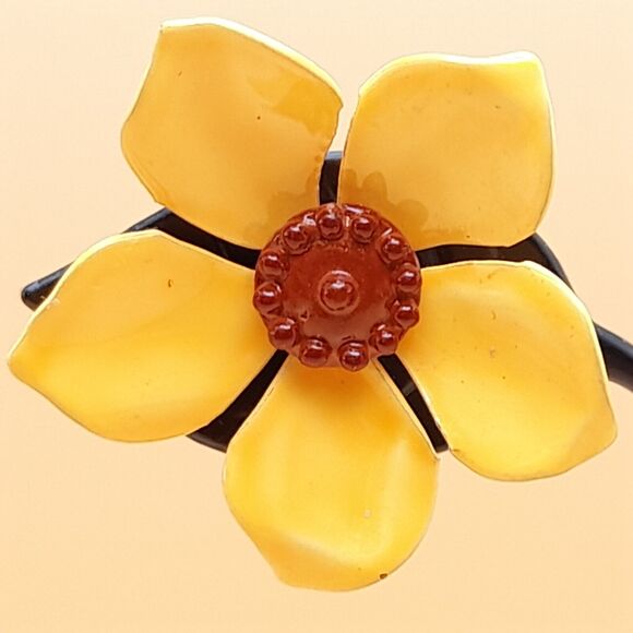 Vintage Clip On Earrings Orange Enamel Flower Brown Center - Picture 7 of 10